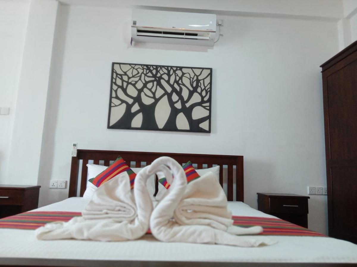 Elephant Park Family Bungalow Udawalawe Bagian luar foto