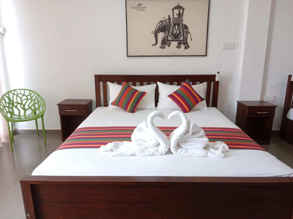 Elephant Park Family Bungalow Udawalawe Bagian luar foto