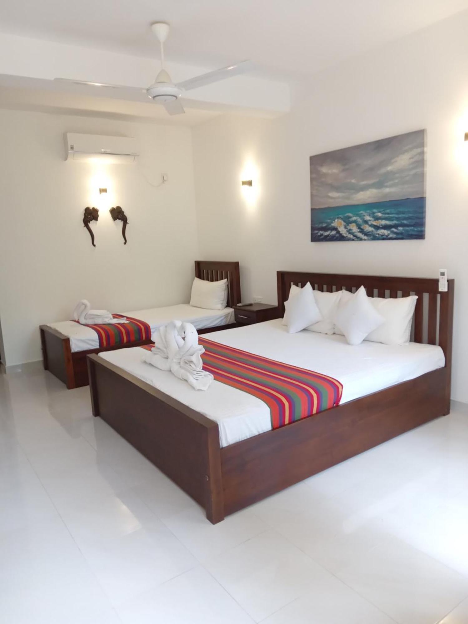 Elephant Park Family Bungalow Udawalawe Bagian luar foto